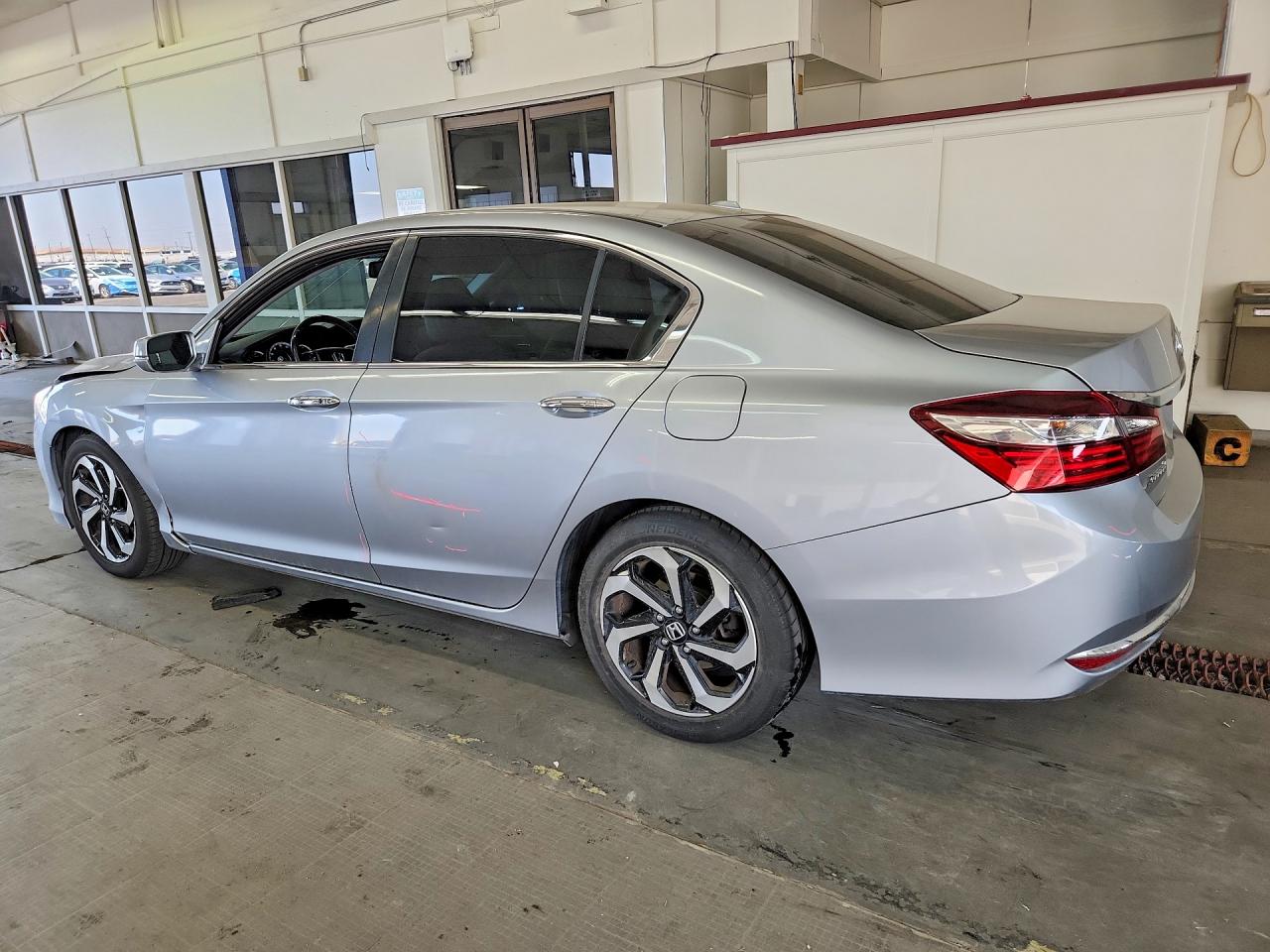 2017 HONDA ACCORD EXL — снимка 2