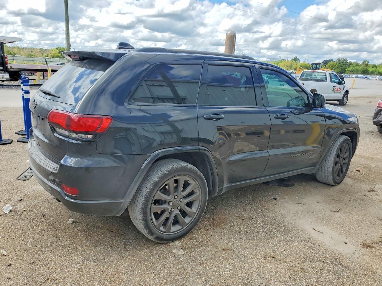 2016 JEEP GRAND CHEROKEE LIMITED — снимка 3