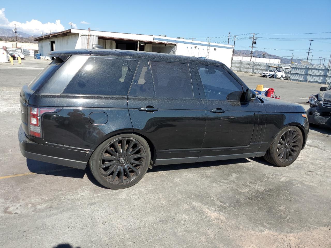 2017 LAND ROVER RANGE ROVER SUPERCHARGED — снимка 3