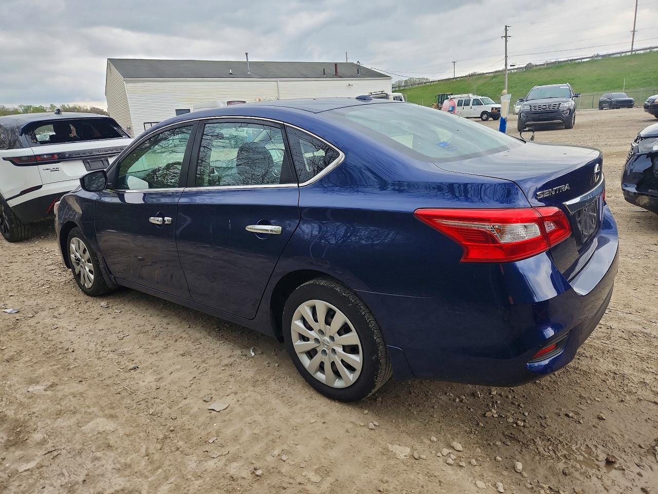 2017 NISSAN SENTRA SV — снимка 2