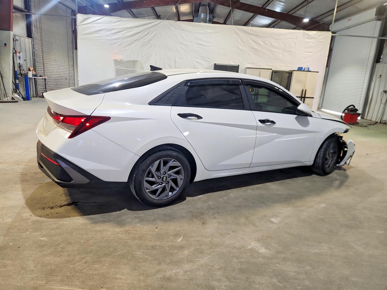 2024 HYUNDAI ELANTRA SEL — снимка 3