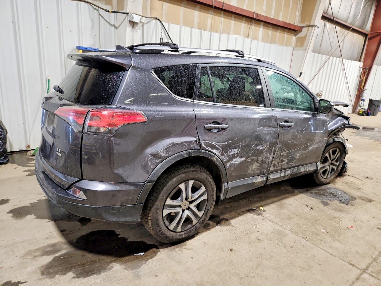 2017 TOYOTA RAV4 LE — снимка 3
