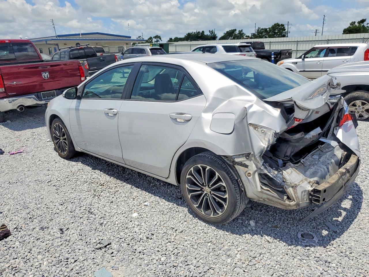 2015 TOYOTA COROLLA S PLUS — снимка 2