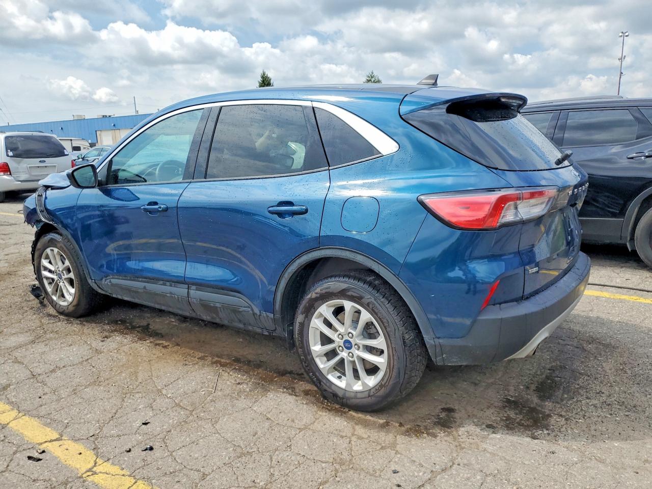 2020 FORD ESCAPE SE — снимка 2