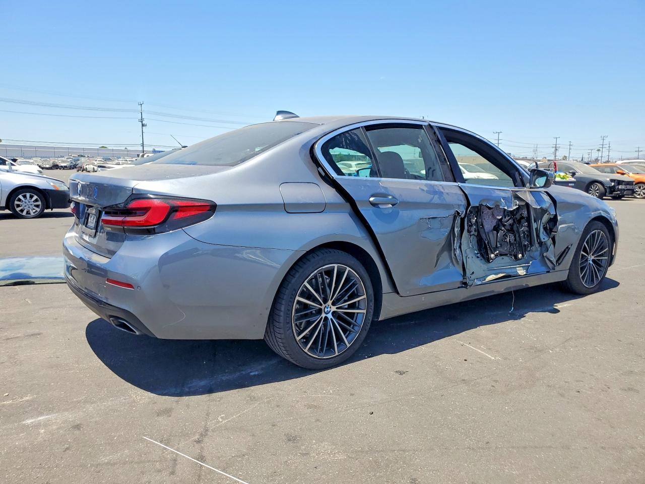 2022 BMW 530 I — снимка 3