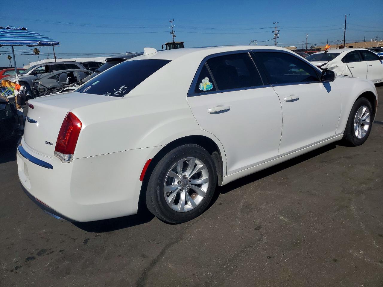 2015 CHRYSLER 300 LIMITED — снимка 3