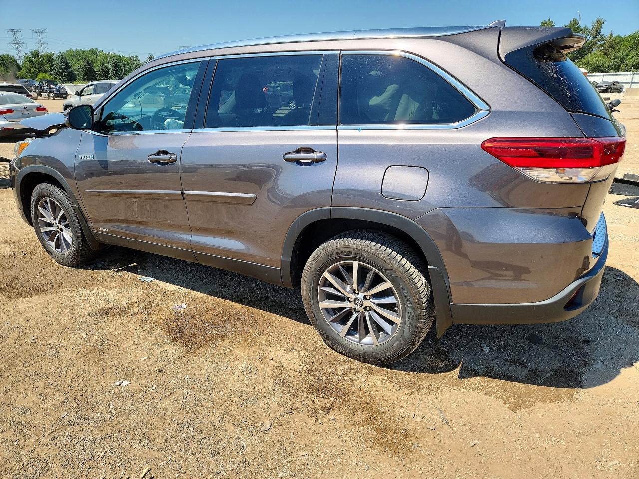 2019 TOYOTA HIGHLANDER HYBRID XLE — снимка 2