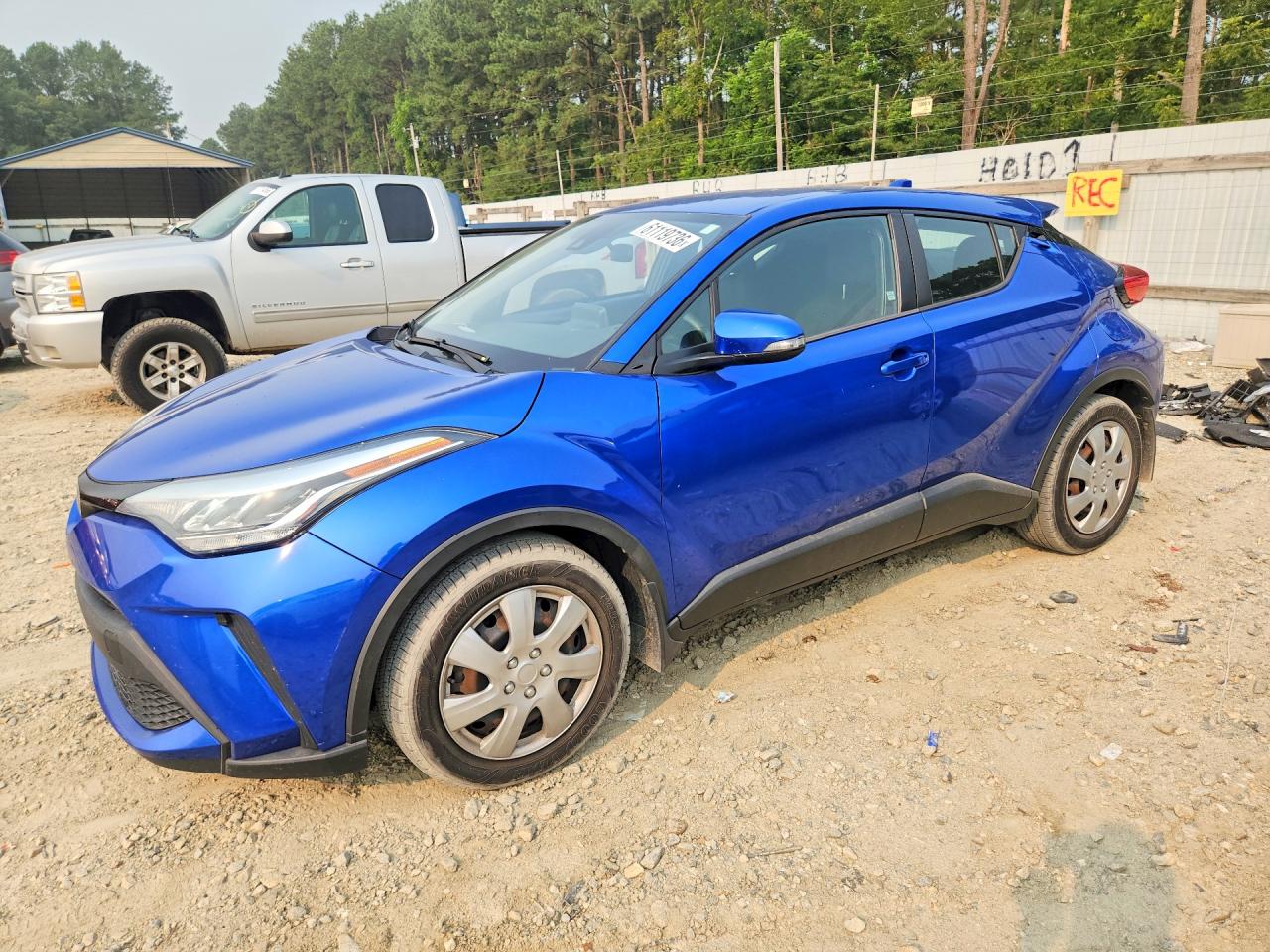 2020 TOYOTA C-HR LE