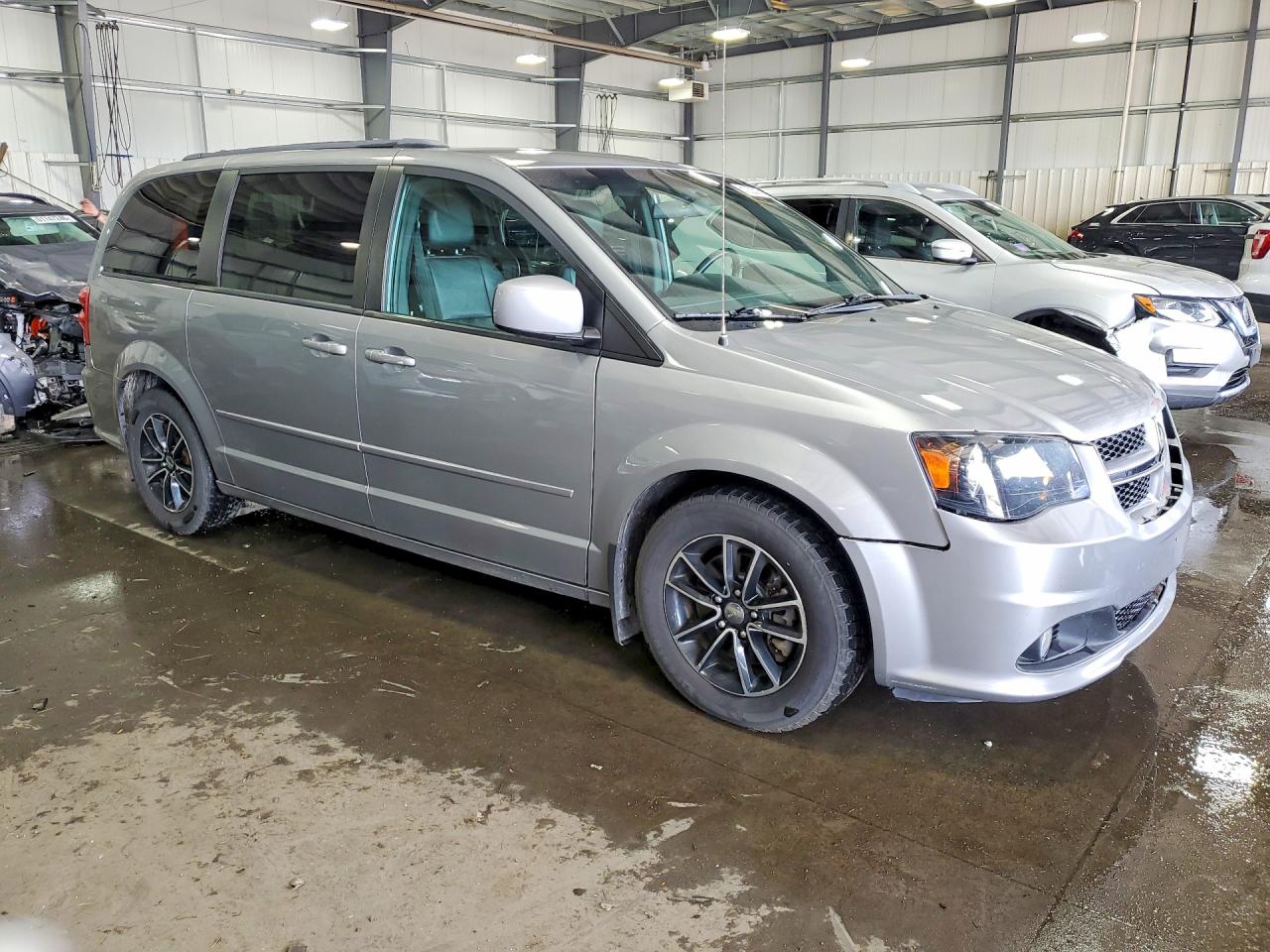 2016 DODGE GRAND CARAVAN R/T — снимка 4