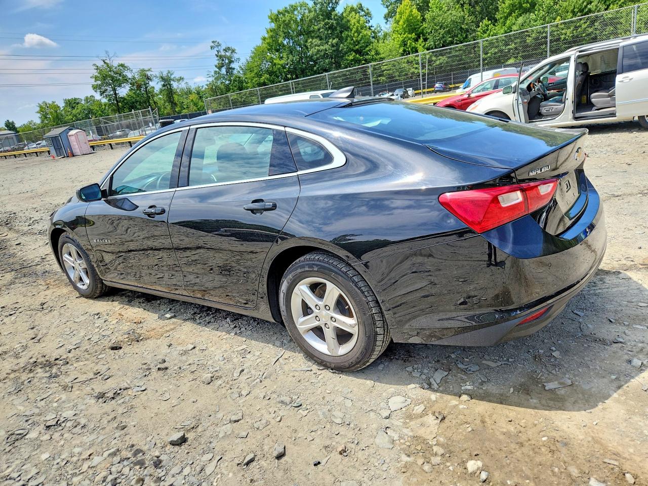 2022 CHEVROLET MALIBU LS — снимка 2