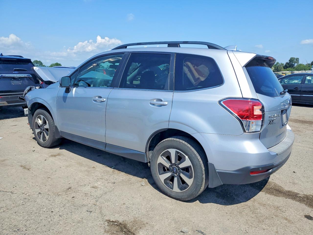 2017 SUBARU FORESTER 2.5I LIMITED — снимка 2