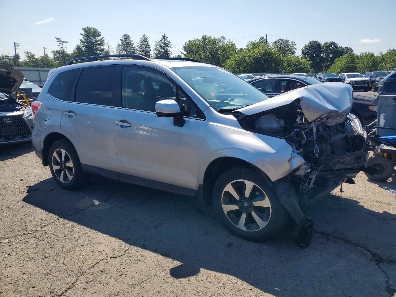 2017 SUBARU FORESTER 2.5I LIMITED — снимка 4