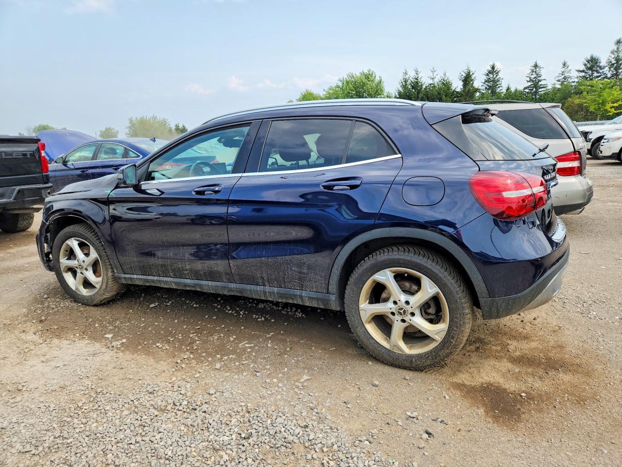 2018 MERCEDES-BENZ GLA 250 4MATIC — снимка 2