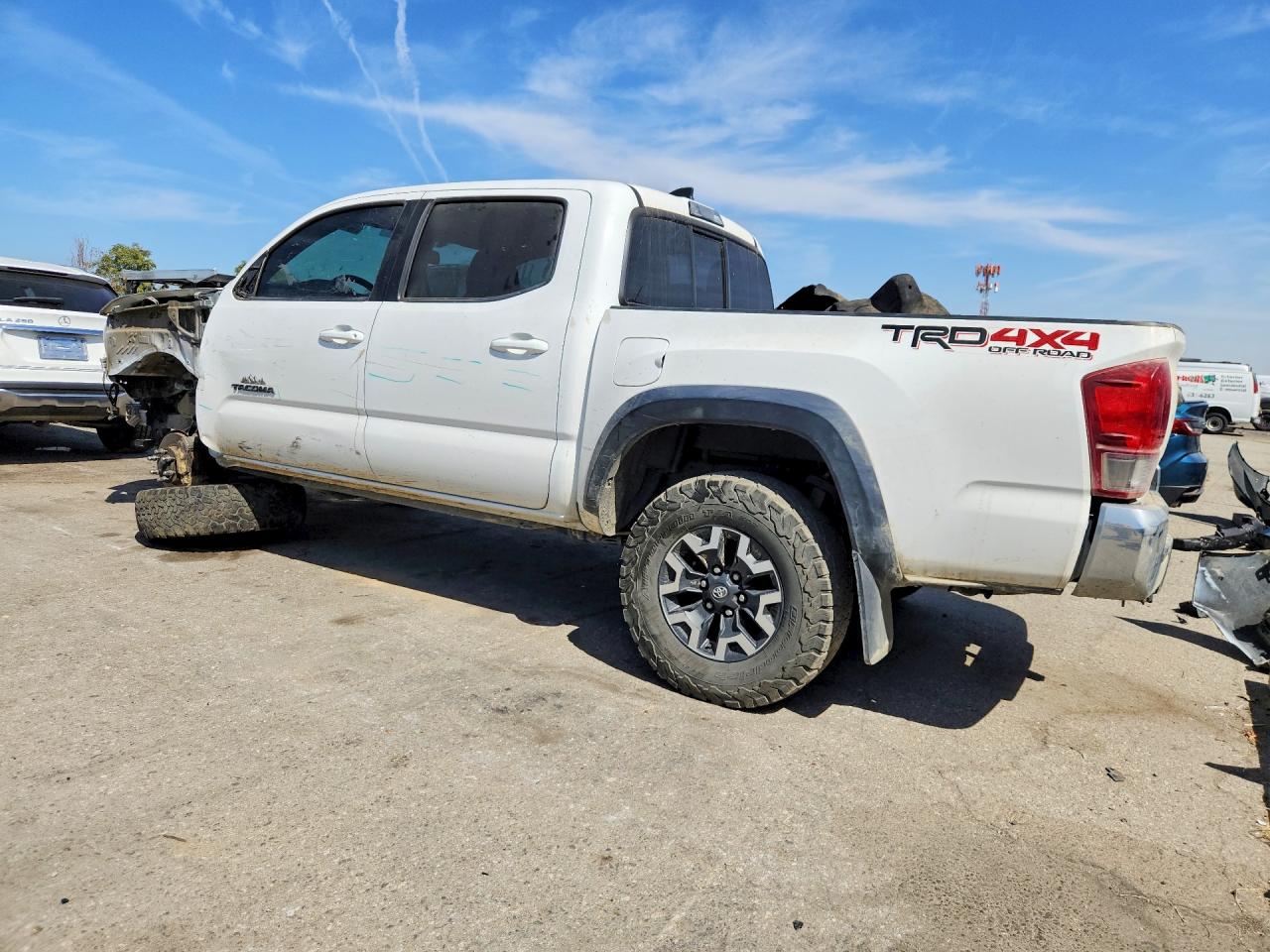 2016 TOYOTA TACOMA TRD OFF-ROAD — снимка 2