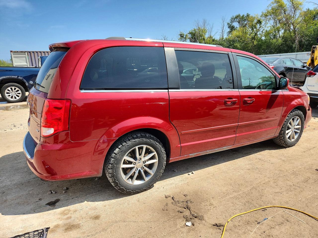 2015 DODGE GRAND CARAVAN SXT — снимка 3