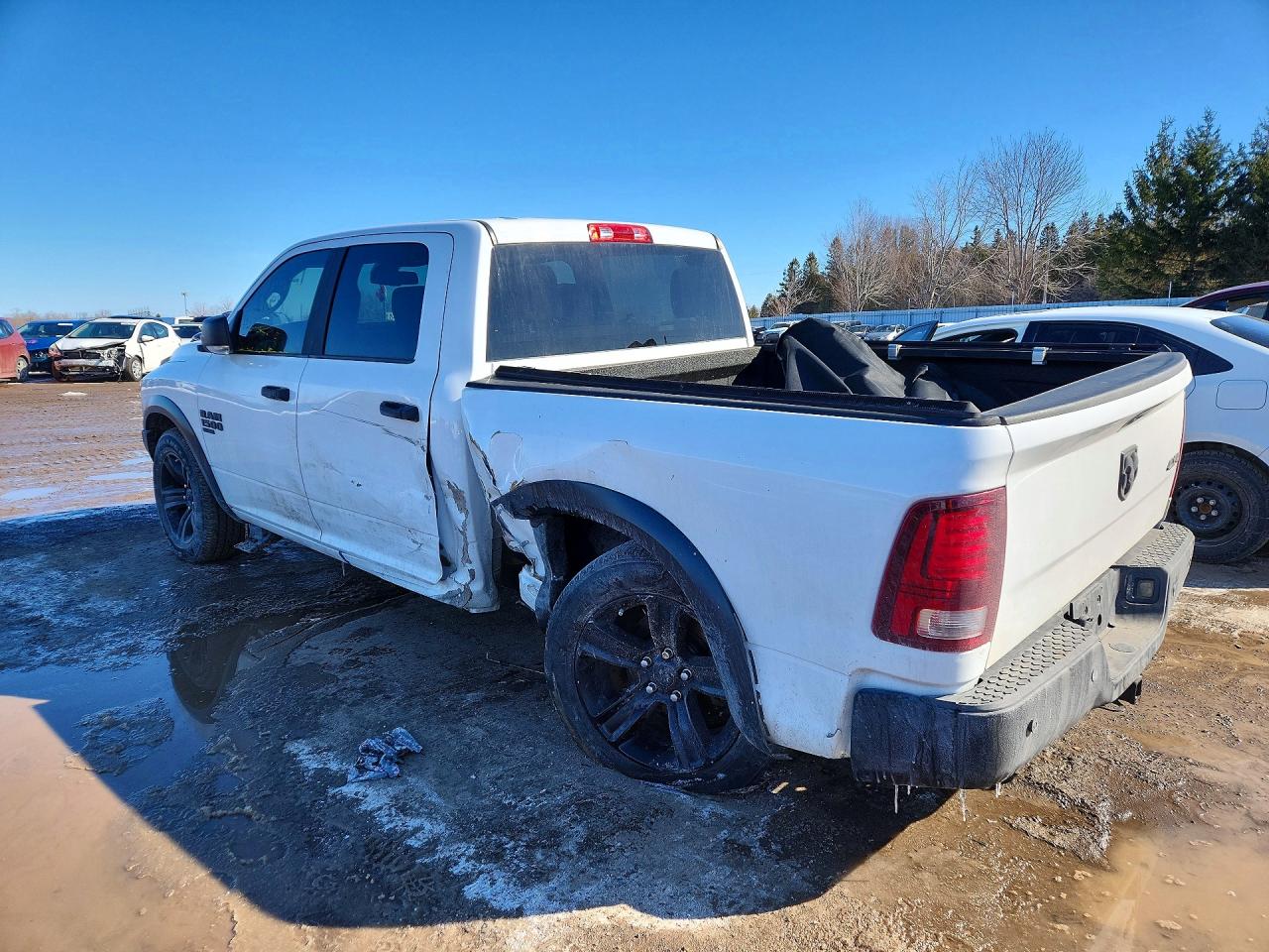 2021 RAM 1500 CLASSIC SLT — снимка 2