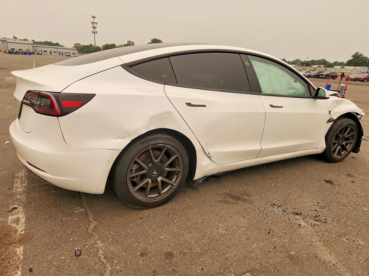 2021 TESLA MODEL 3 — снимка 3