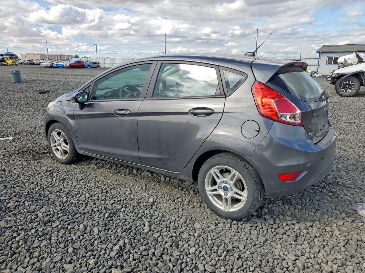 2017 FORD FIESTA SE — снимка 2