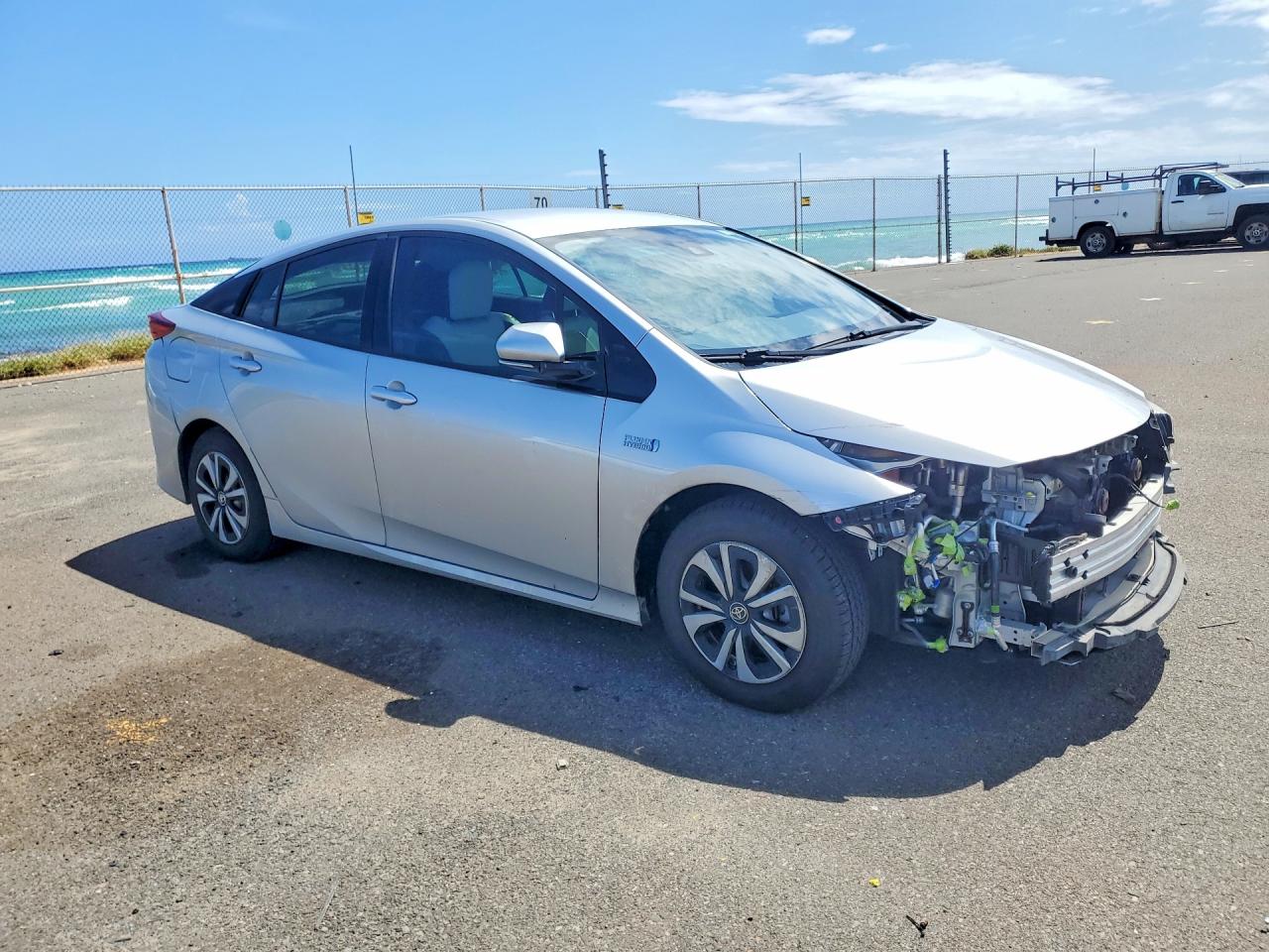 2017 TOYOTA PRIUS PRIME PLUS — снимка 4