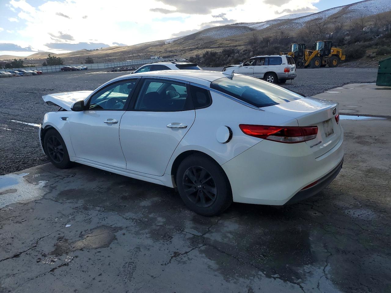 2018 KIA OPTIMA LX — снимка 2