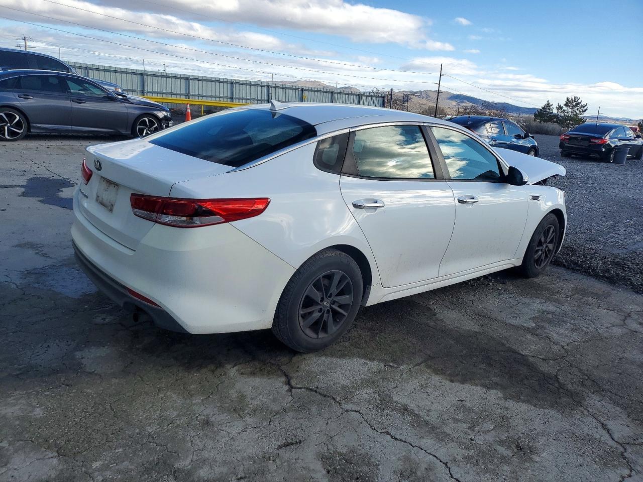 2018 KIA OPTIMA LX — снимка 3