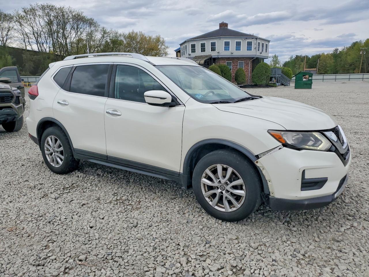 2019 NISSAN ROGUE SV — снимка 4