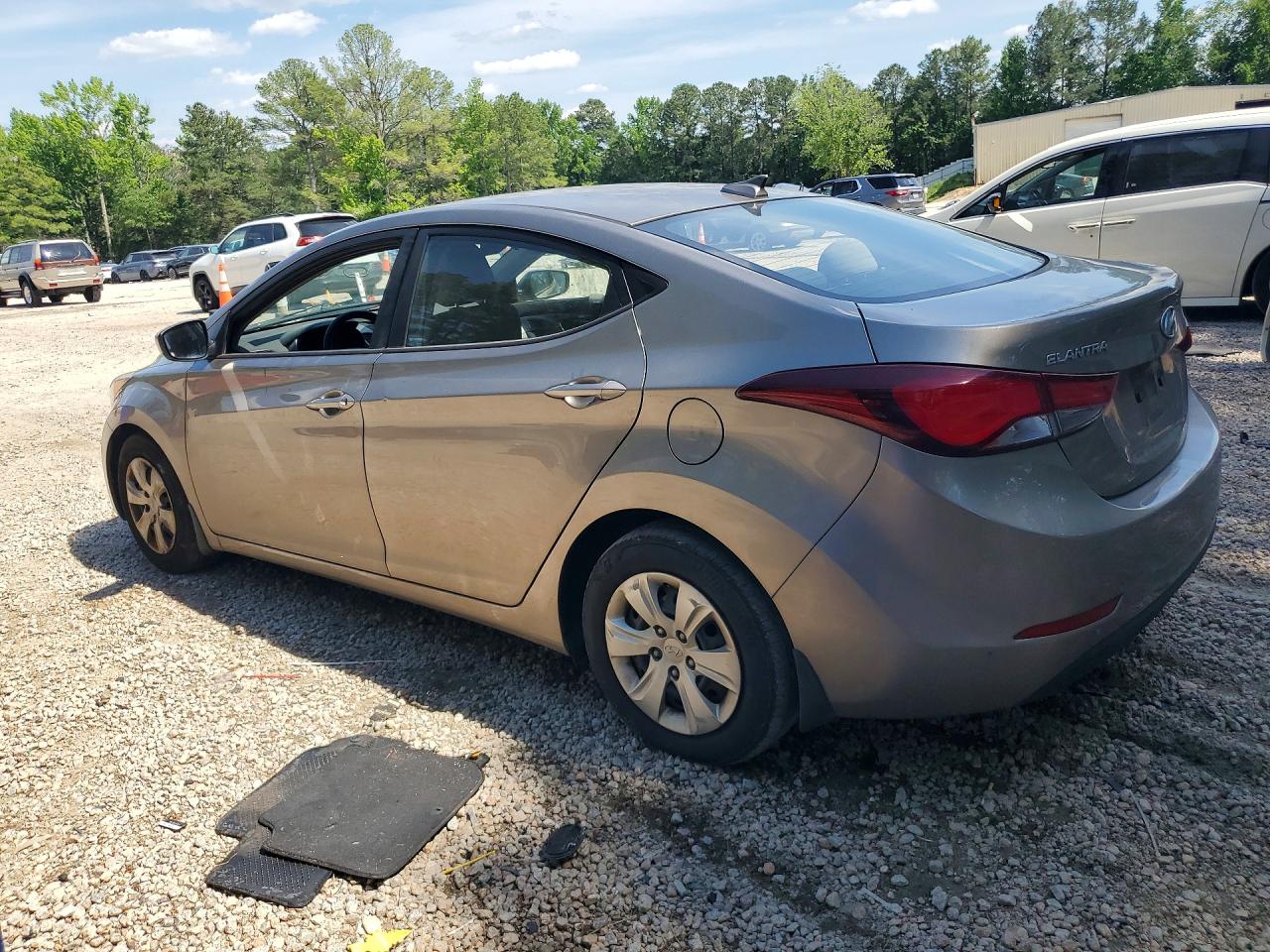 2016 HYUNDAI ELANTRA SE — снимка 2
