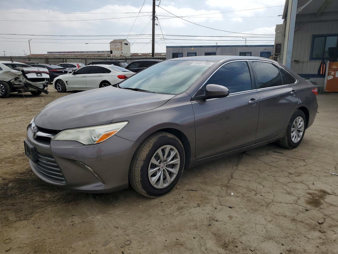 2016 TOYOTA CAMRY LE