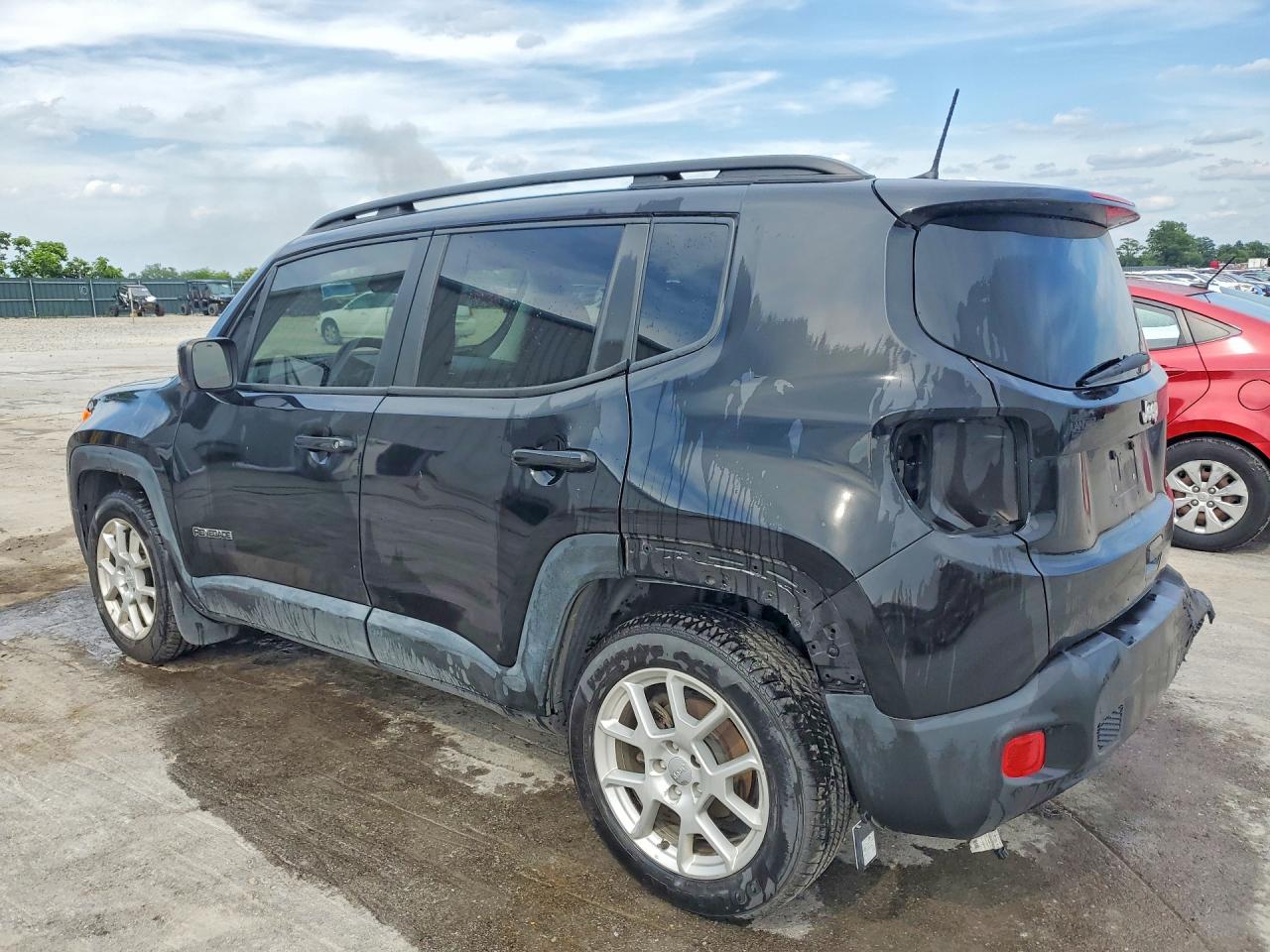 2021 JEEP RENEGADE LATITUDE — снимка 2