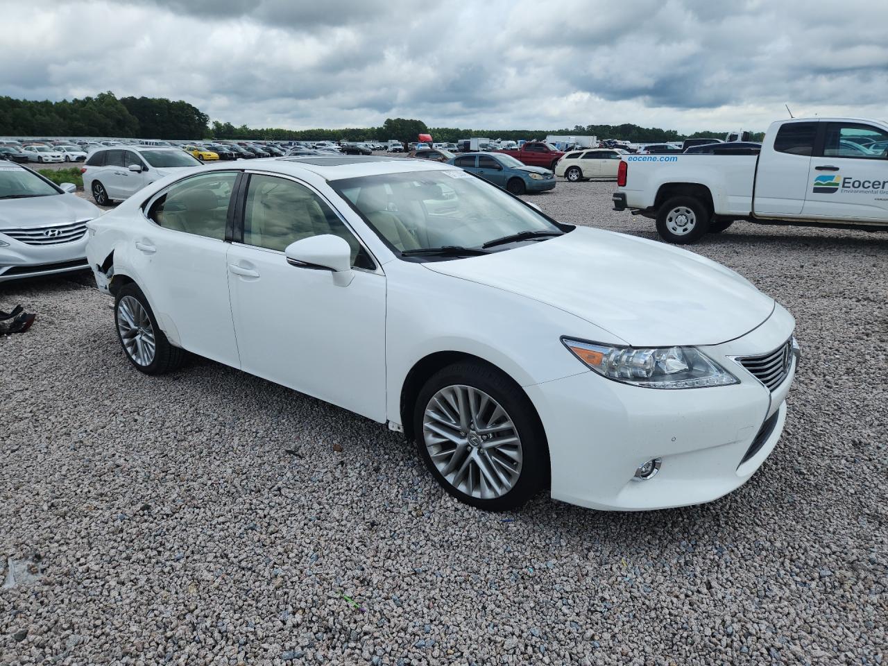 2015 LEXUS ES 350 — снимка 4