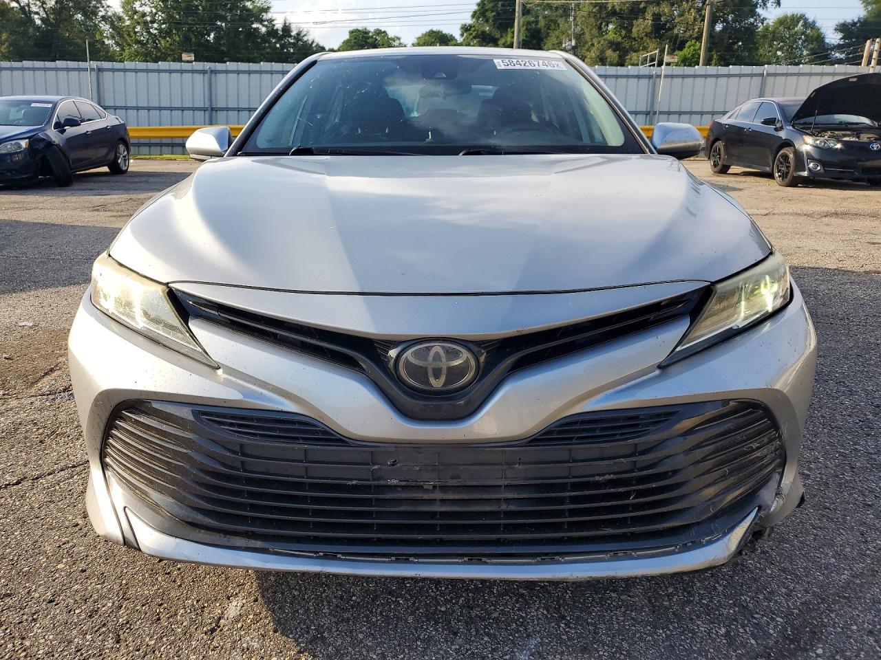2019 TOYOTA CAMRY LE — снимка 5