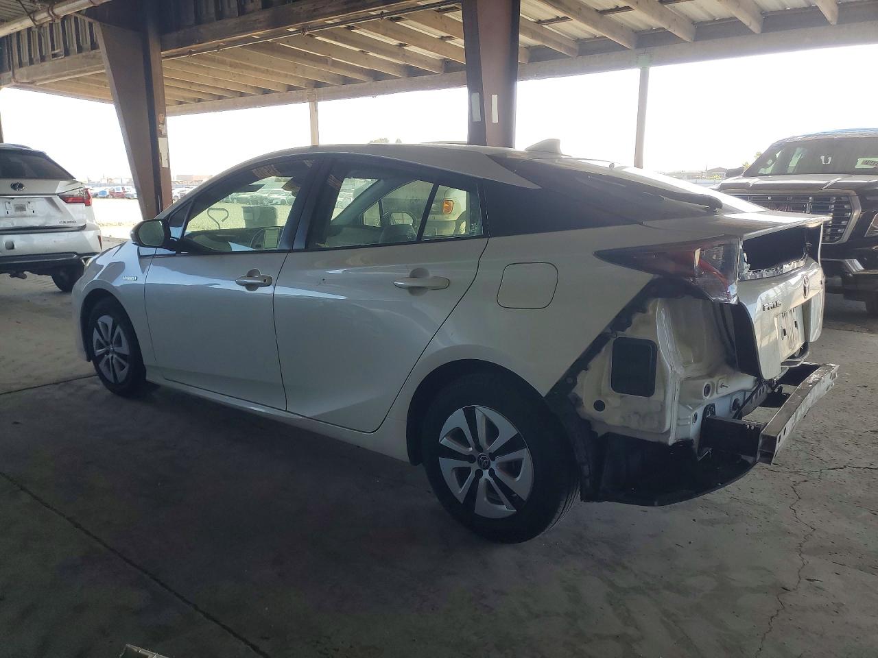 2017 TOYOTA PRIUS THREE — снимка 2