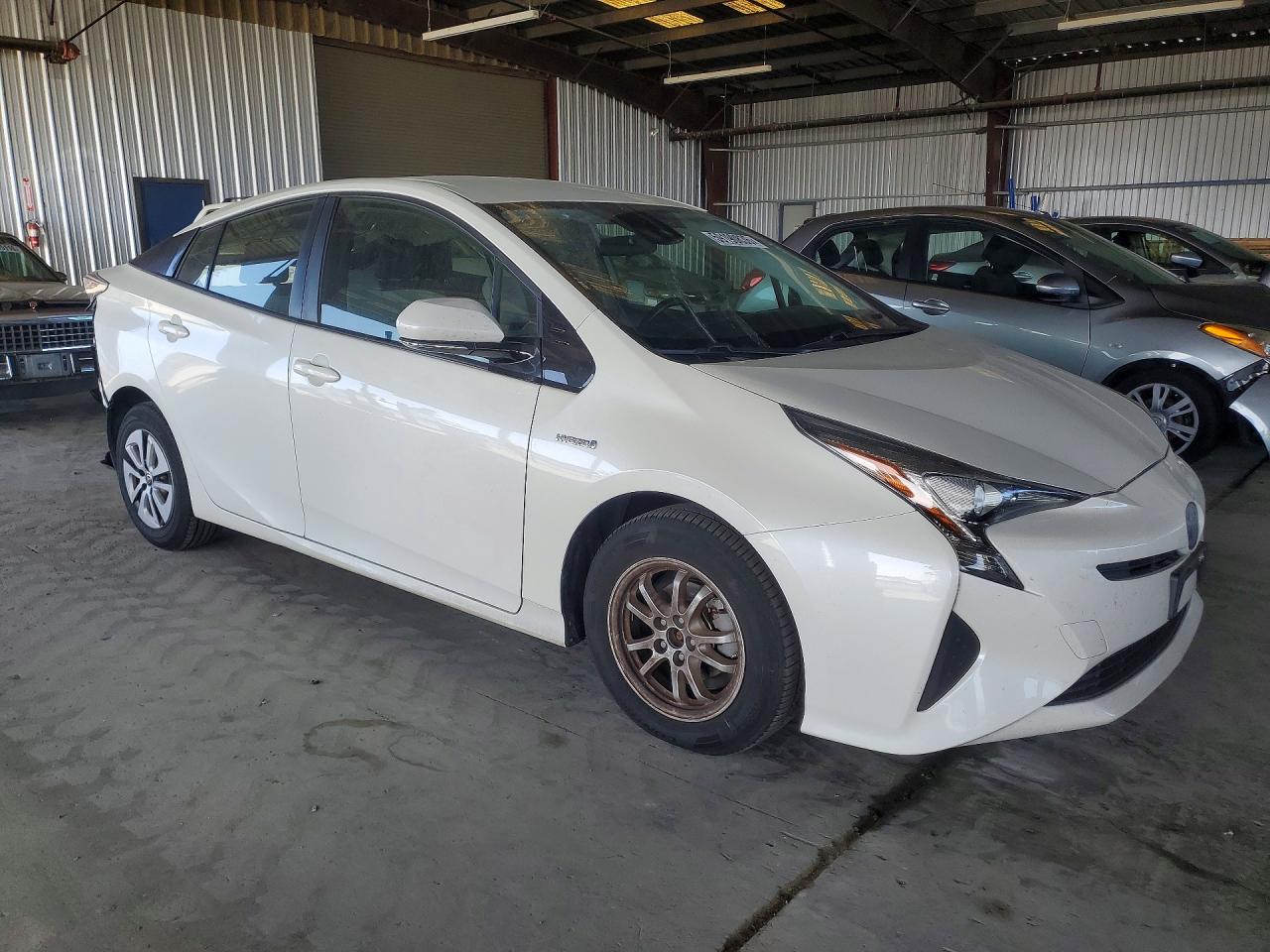 2017 TOYOTA PRIUS THREE — снимка 4