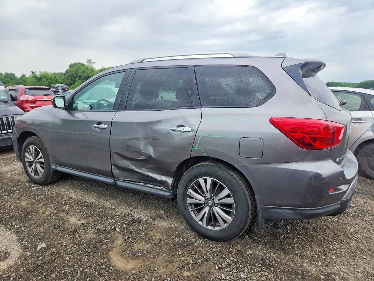 2019 NISSAN PATHFINDER S — снимка 2