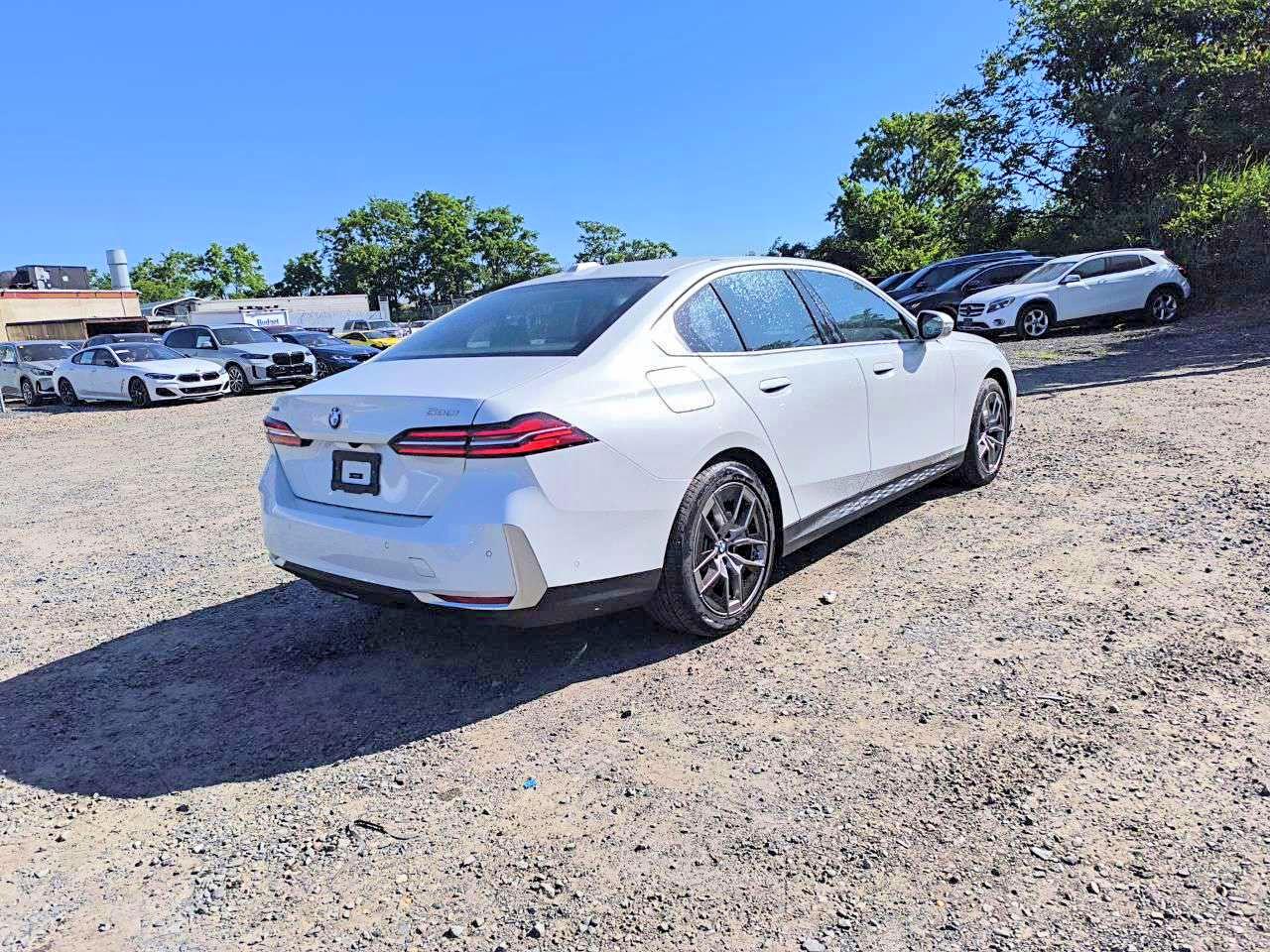 2026 BMW 530 XI — снимка 4