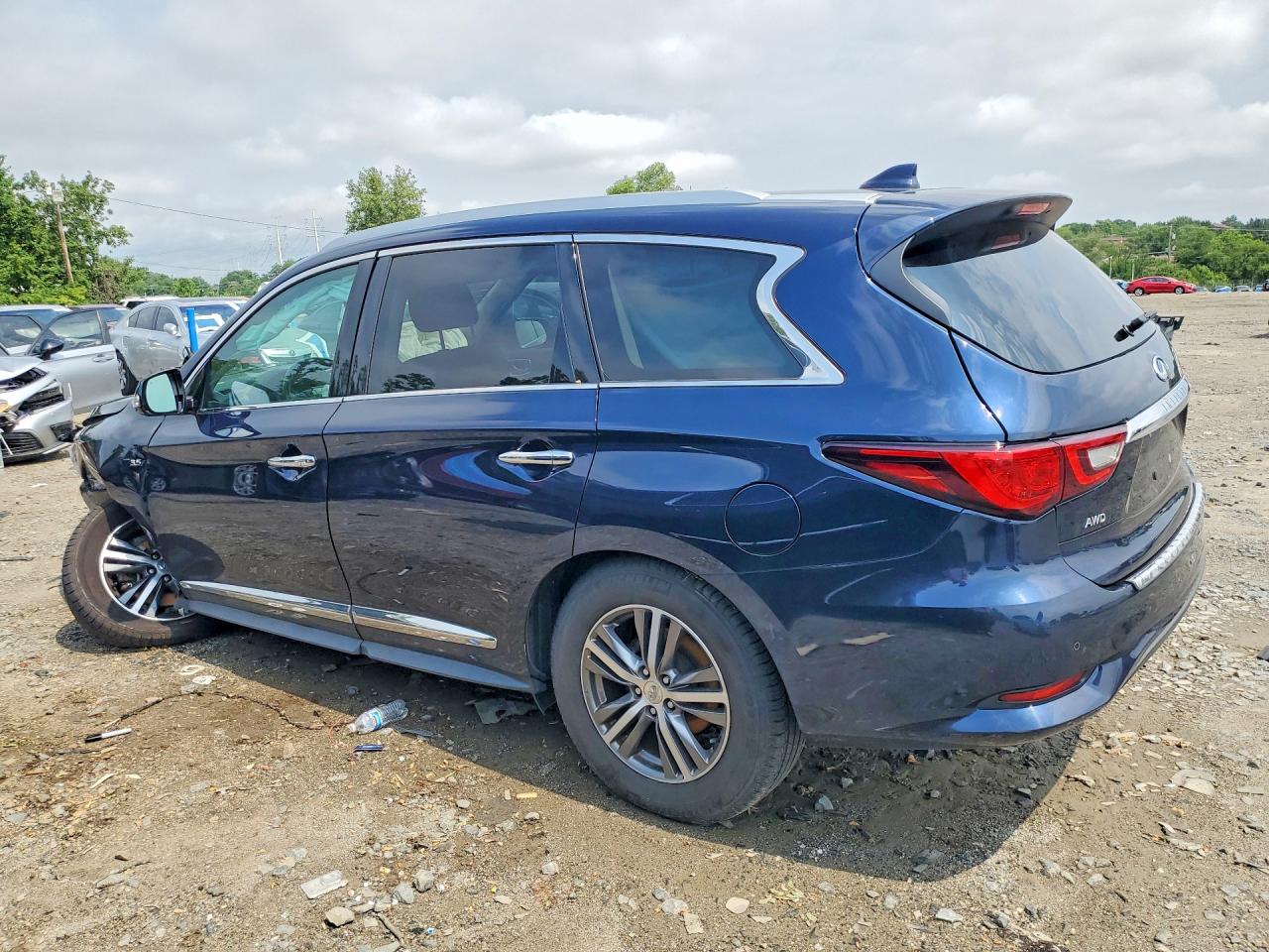 2020 INFINITI QX60 LUXE — снимка 2