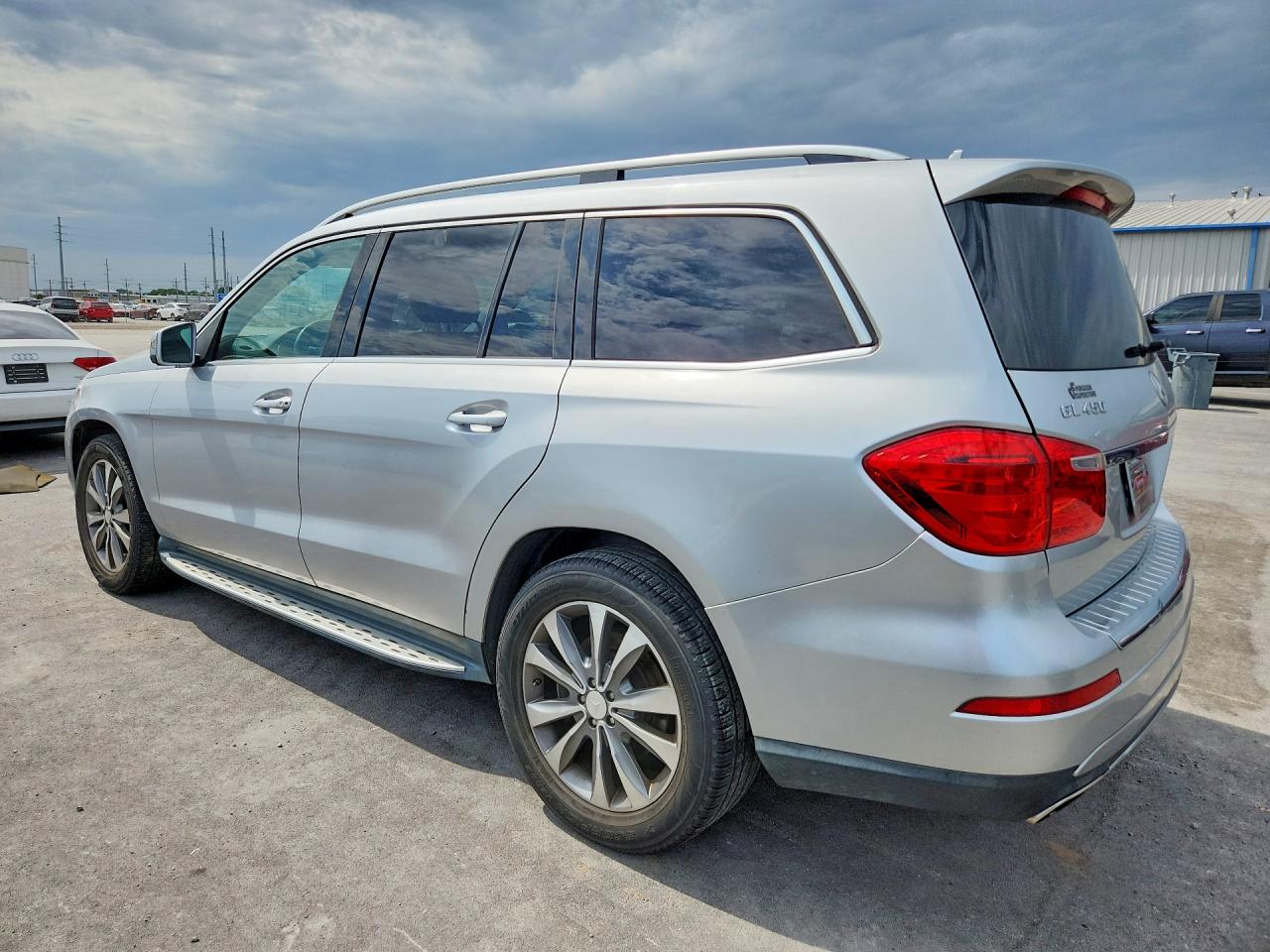 2013 MERCEDES-BENZ GL 450 4MATIC — снимка 2