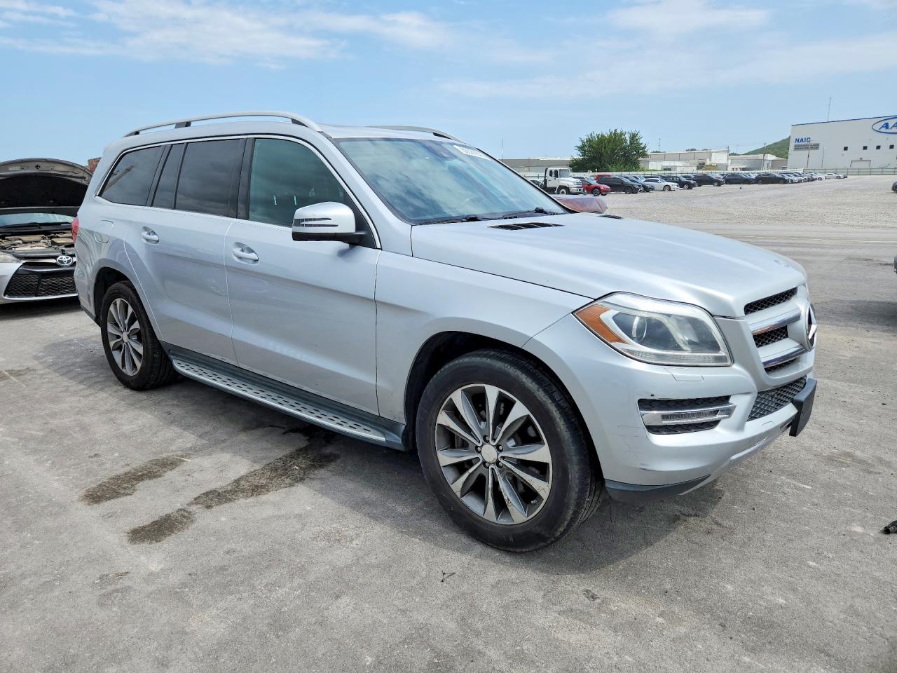 2013 MERCEDES-BENZ GL 450 4MATIC — снимка 4