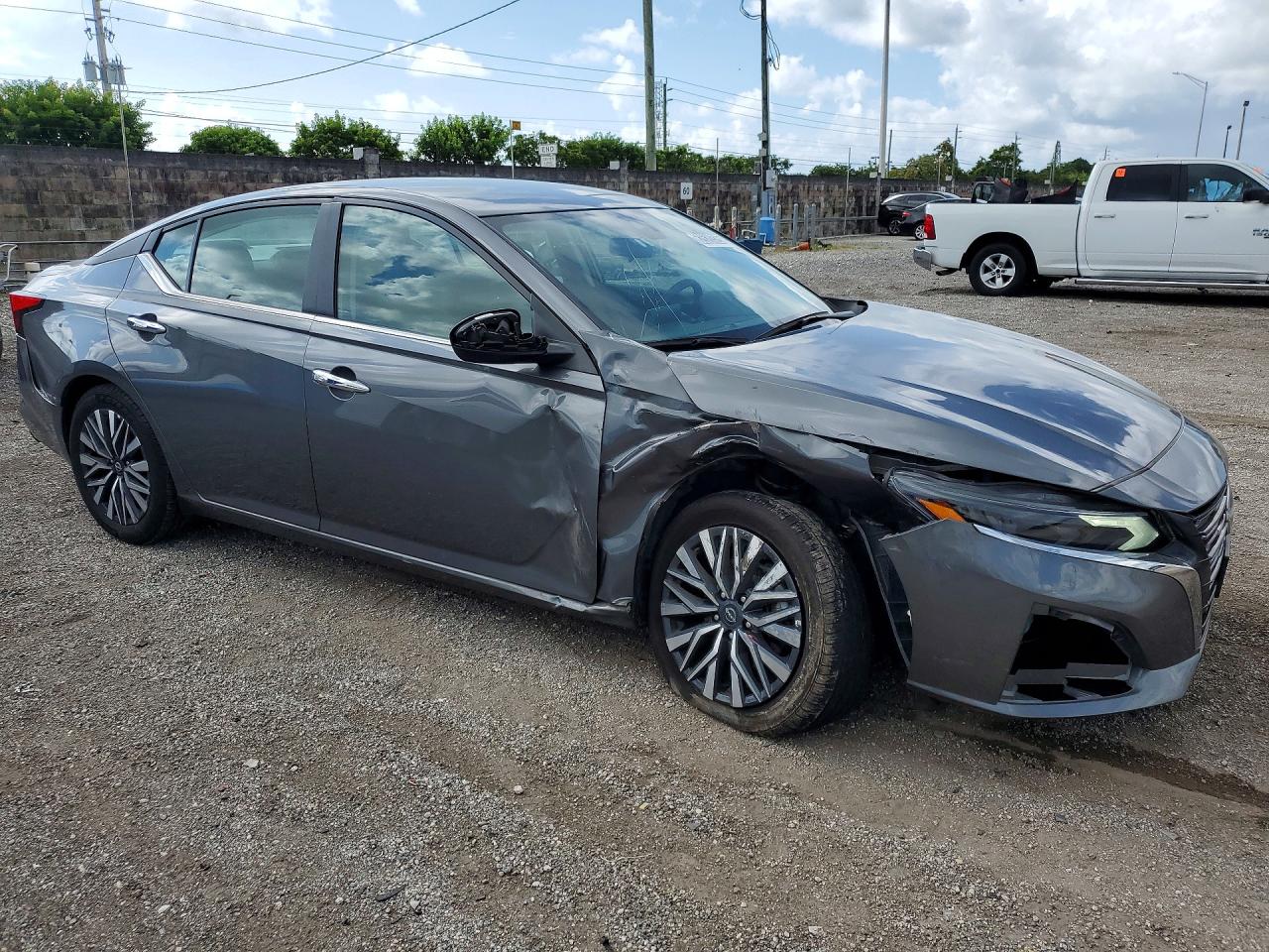 2025 NISSAN ALTIMA SV — снимка 4