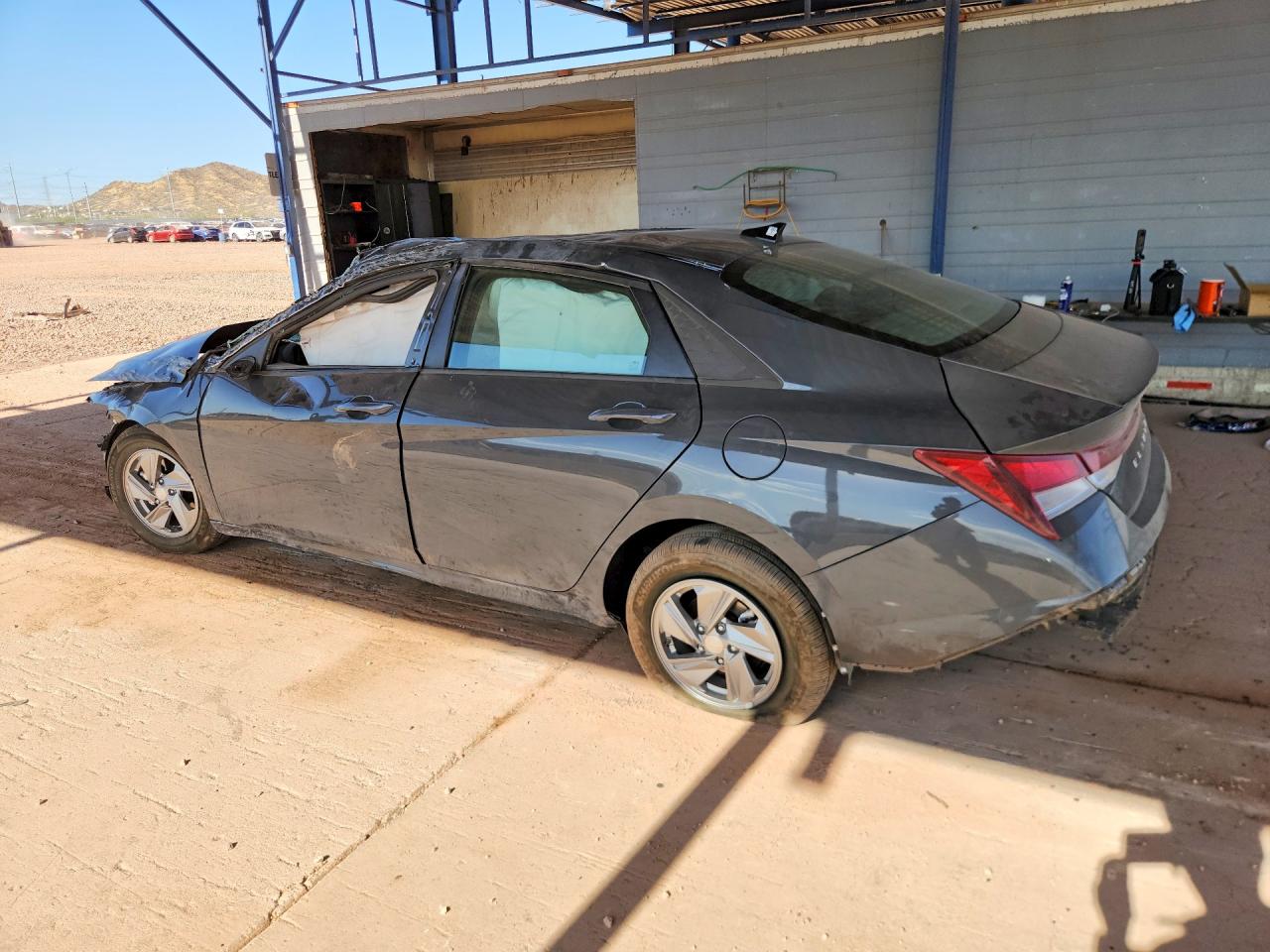 2026 HYUNDAI ELANTRA SE — снимка 2