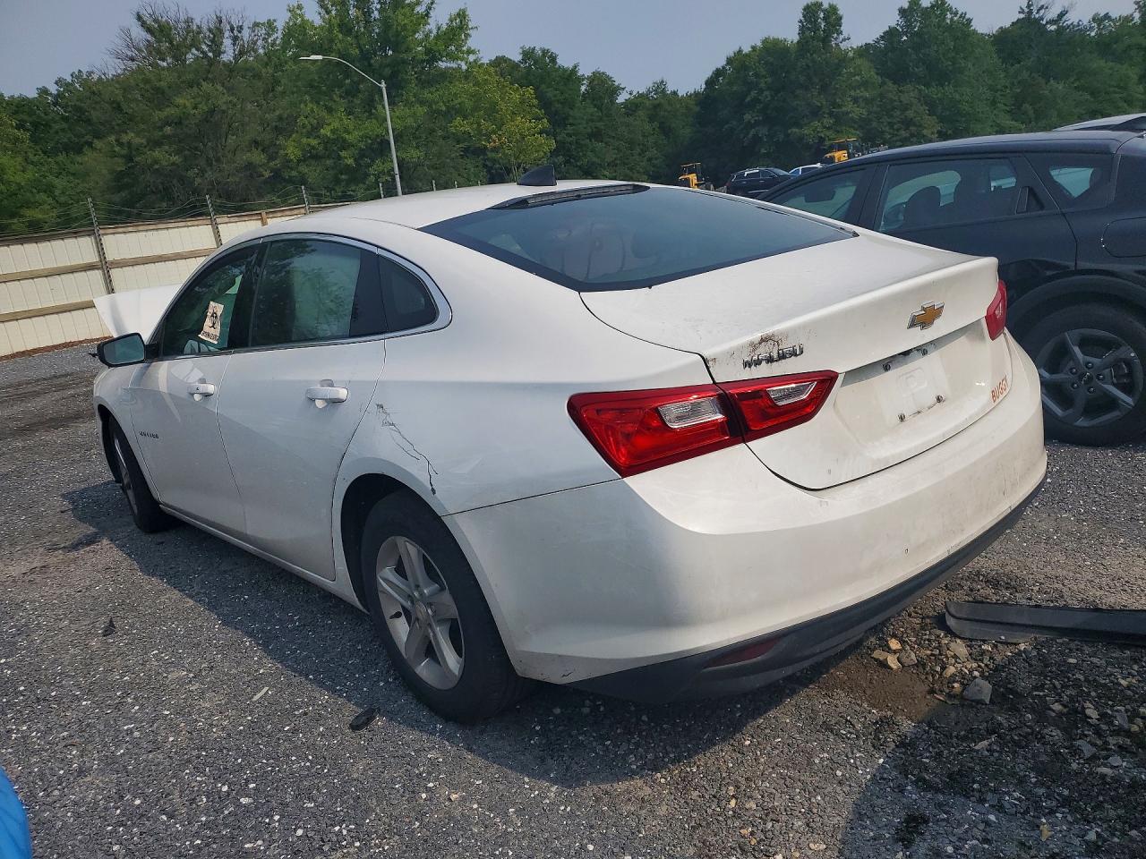 2024 CHEVROLET MALIBU LS — снимка 2