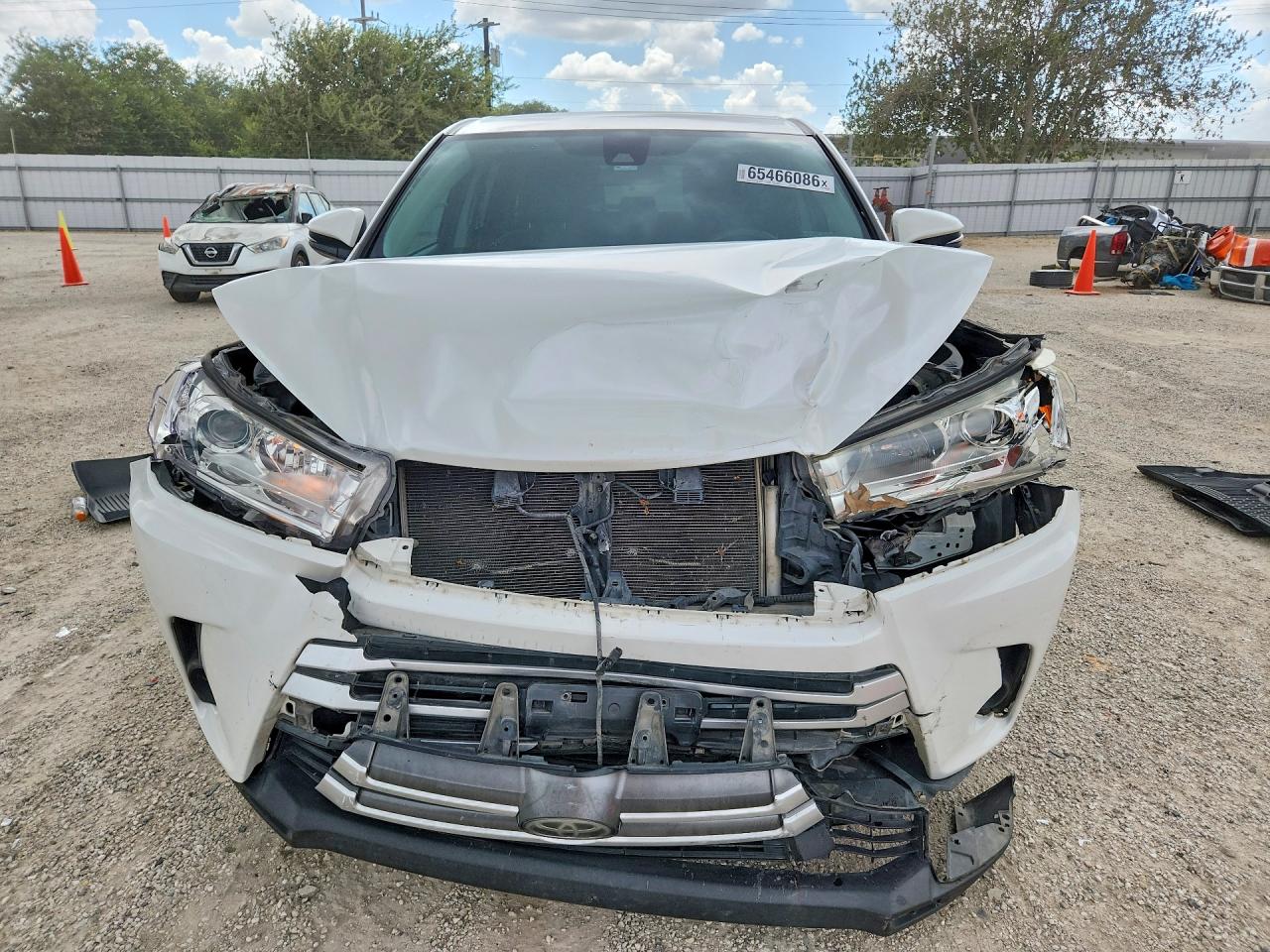 2019 TOYOTA HIGHLANDER LE — снимка 5
