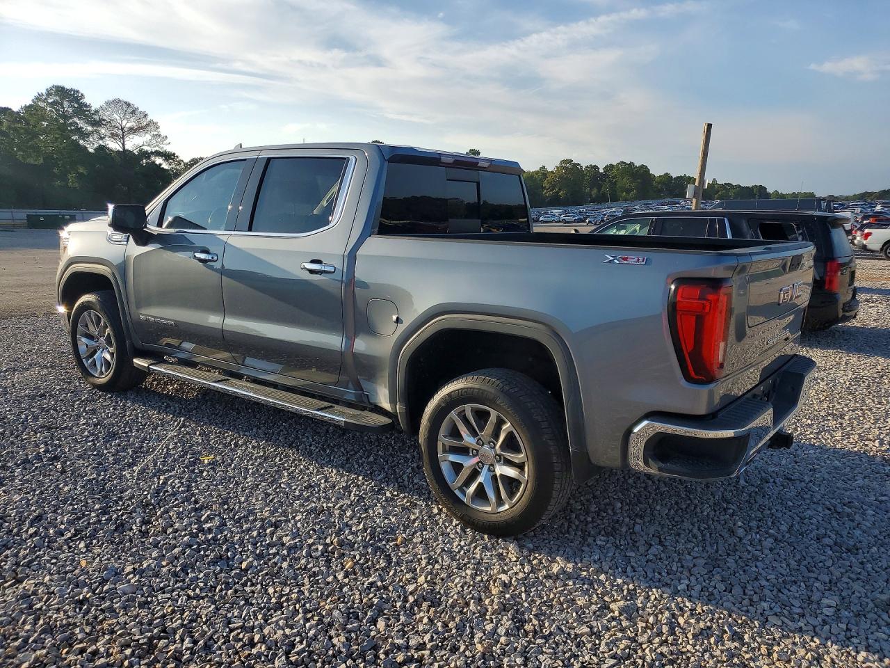 2020 GMC SIERRA K1500 SLT — снимка 2