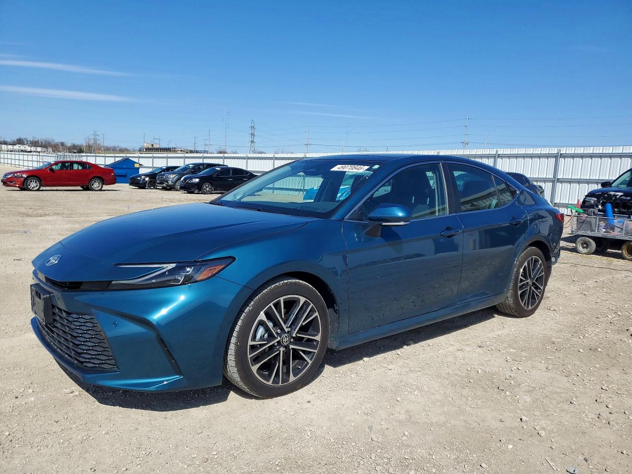2025 TOYOTA CAMRY XLE