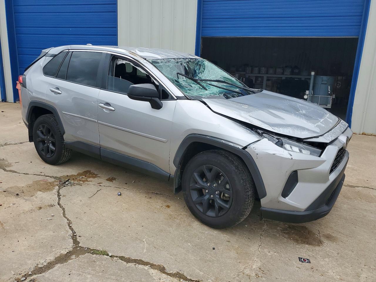 2022 TOYOTA RAV4 LE — снимка 4