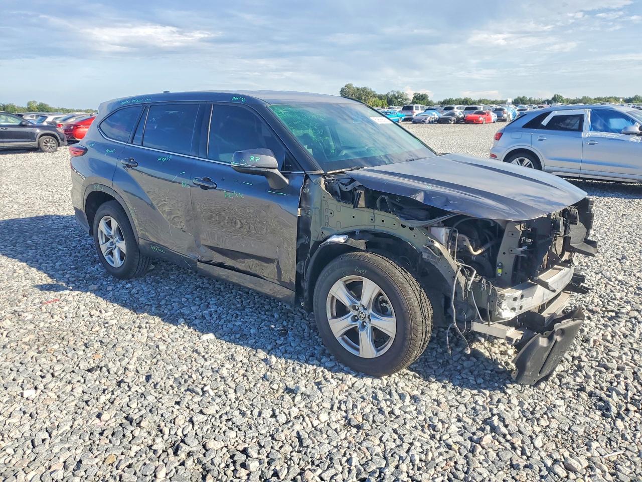 2022 TOYOTA HIGHLANDER L — снимка 4
