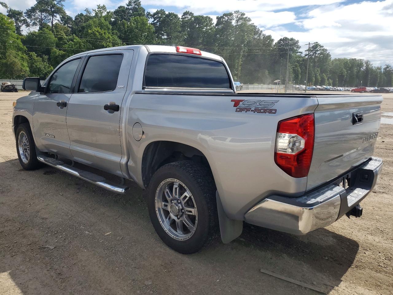 2015 TOYOTA TUNDRA CREWMAX SR5 — снимка 2