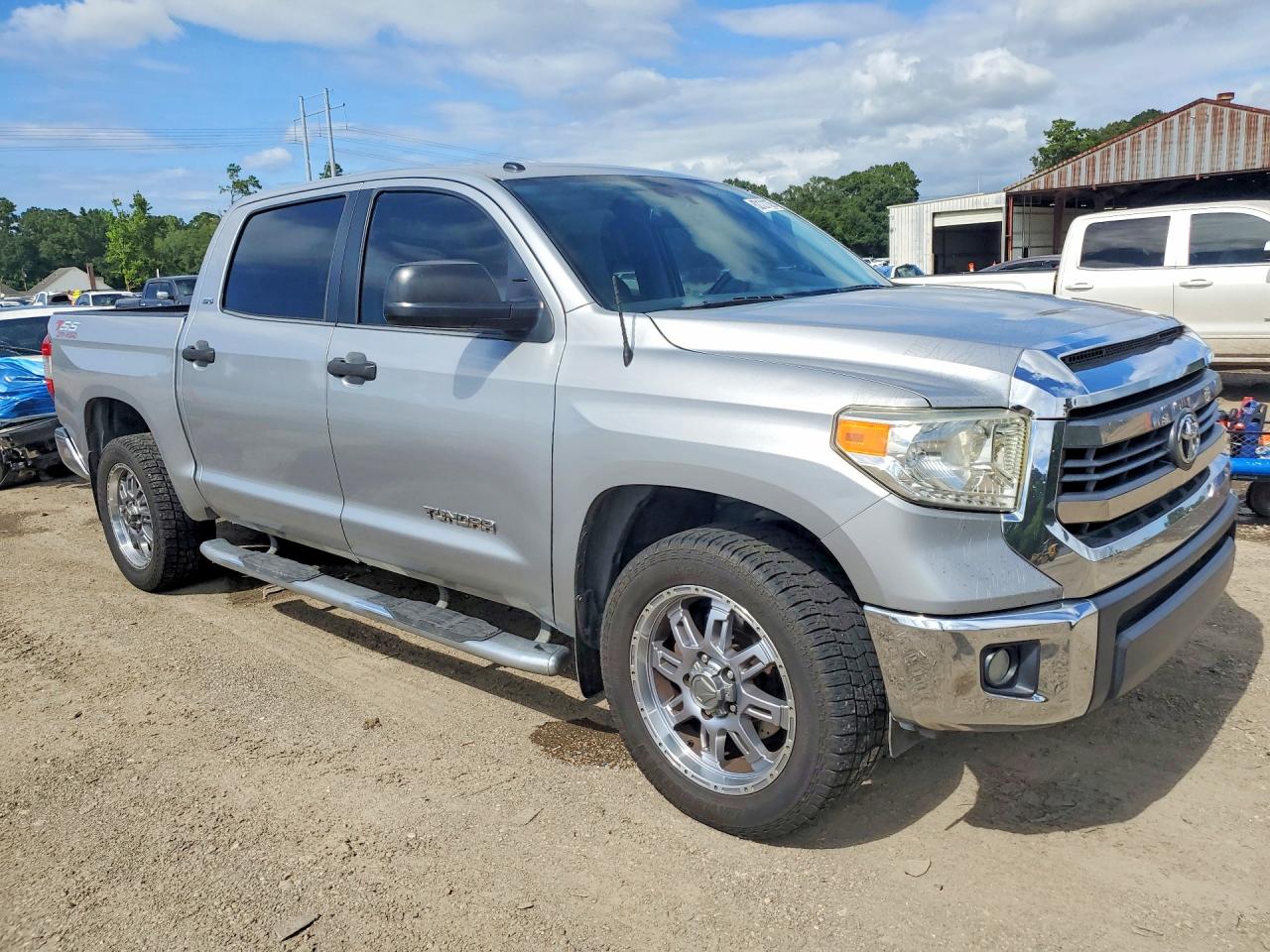 2015 TOYOTA TUNDRA CREWMAX SR5 — снимка 4
