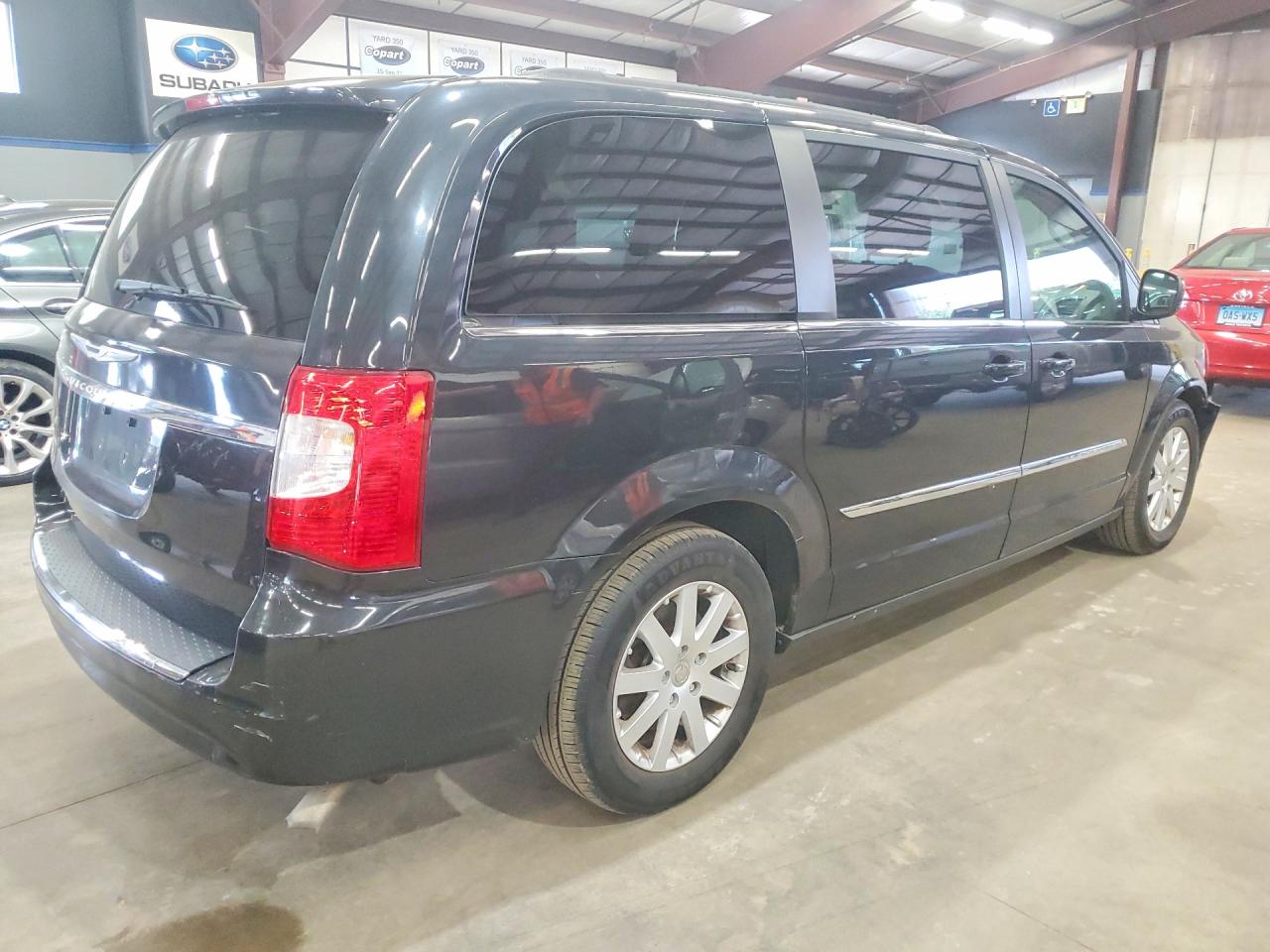 2016 CHRYSLER TOWN & COUNTRY TOURING — снимка 3