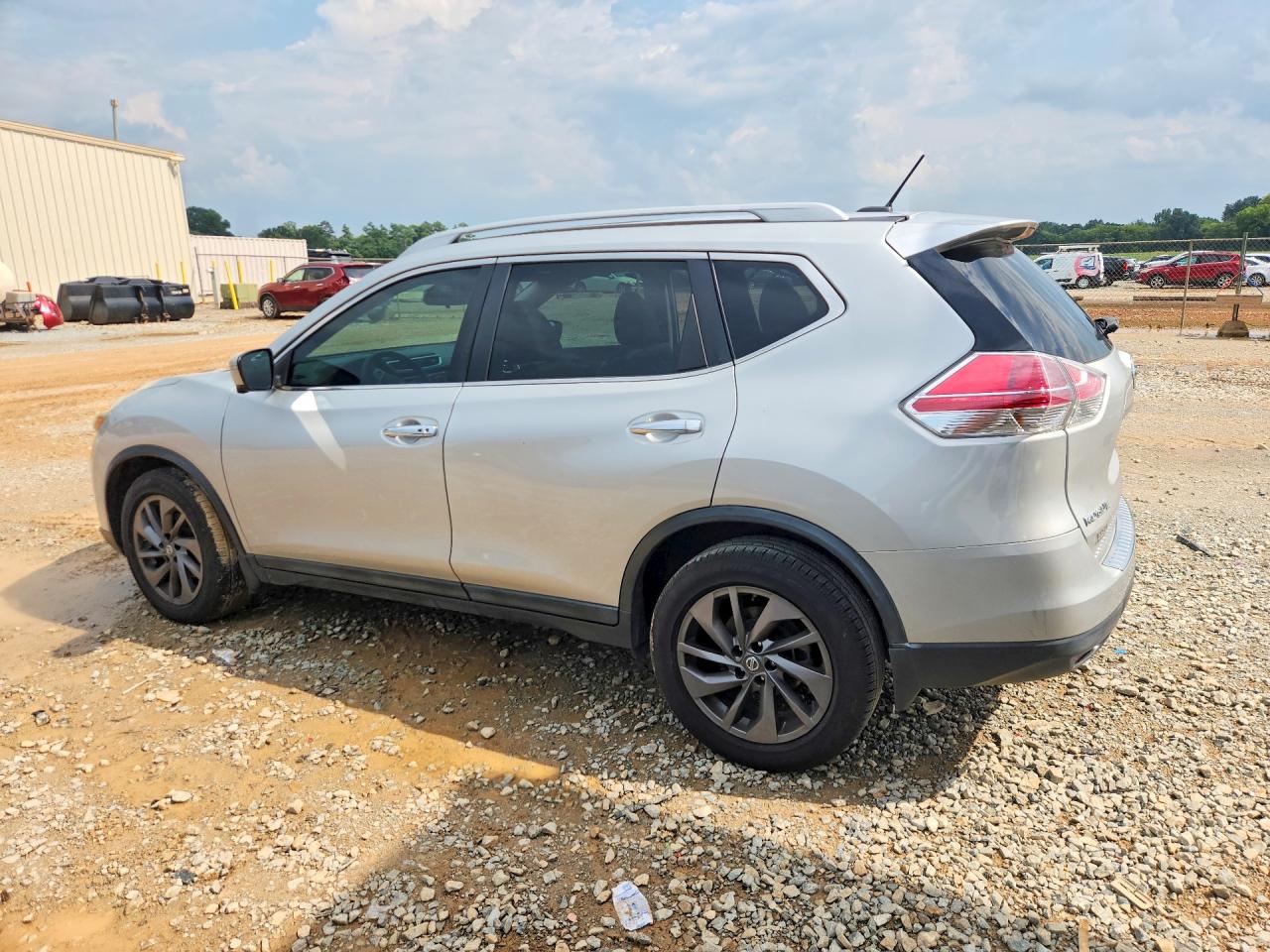 2016 NISSAN ROGUE SL — снимка 2